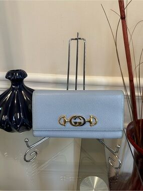 Gucci Light Zumi Continental Wallet